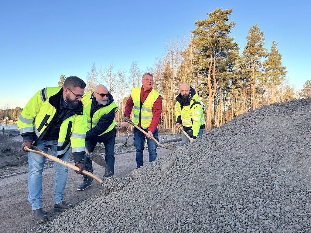 F&ouml;rsta spadtaget S&ouml;dra s&ouml;rkastet